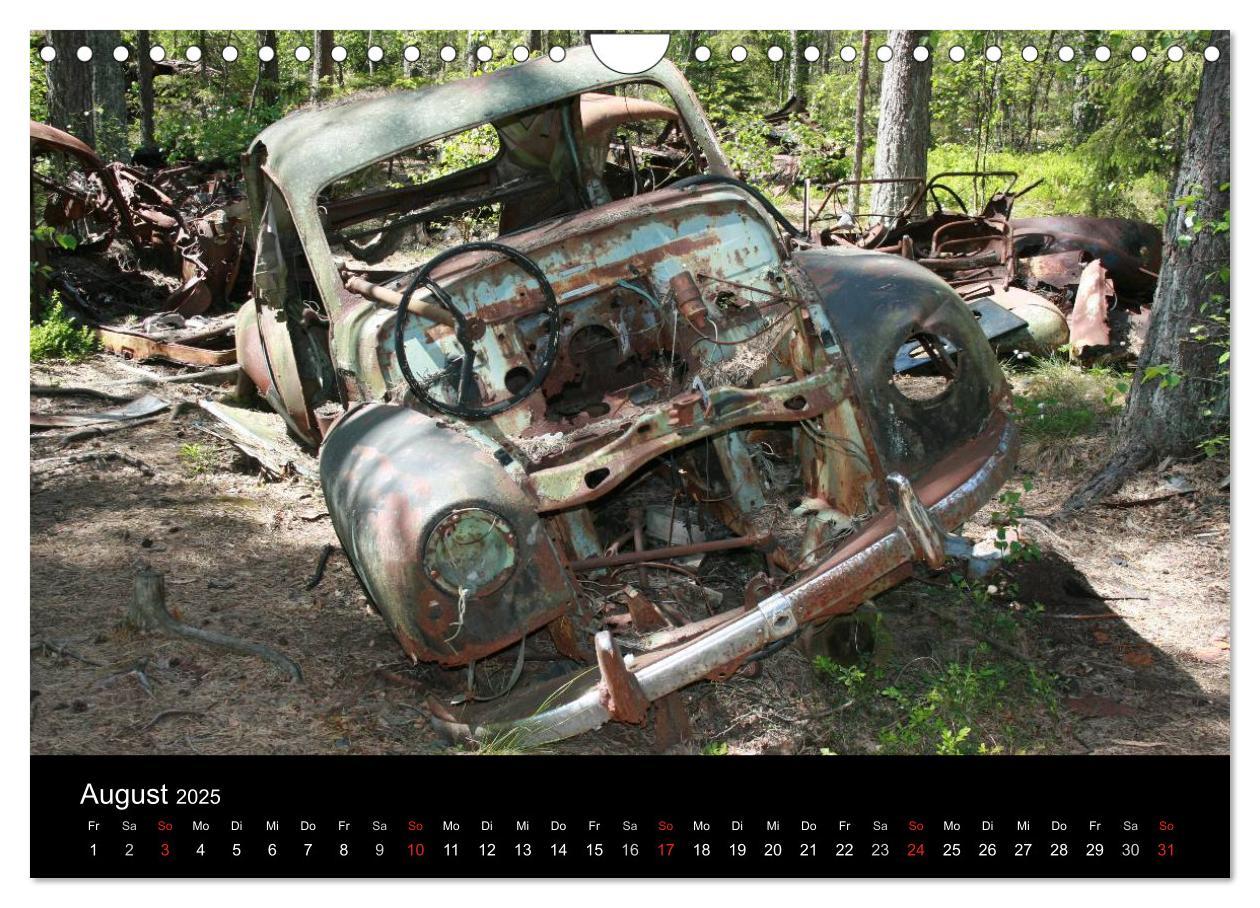 Bild: 9783435805907 | Schrottautos im Kyrkö Mosse (Wandkalender 2025 DIN A4 quer),...