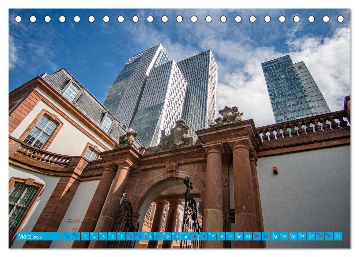 Bild: 9783383999109 | Towers of Frankfurt Fotokalender 2025 (Tischkalender 2025 DIN A5...