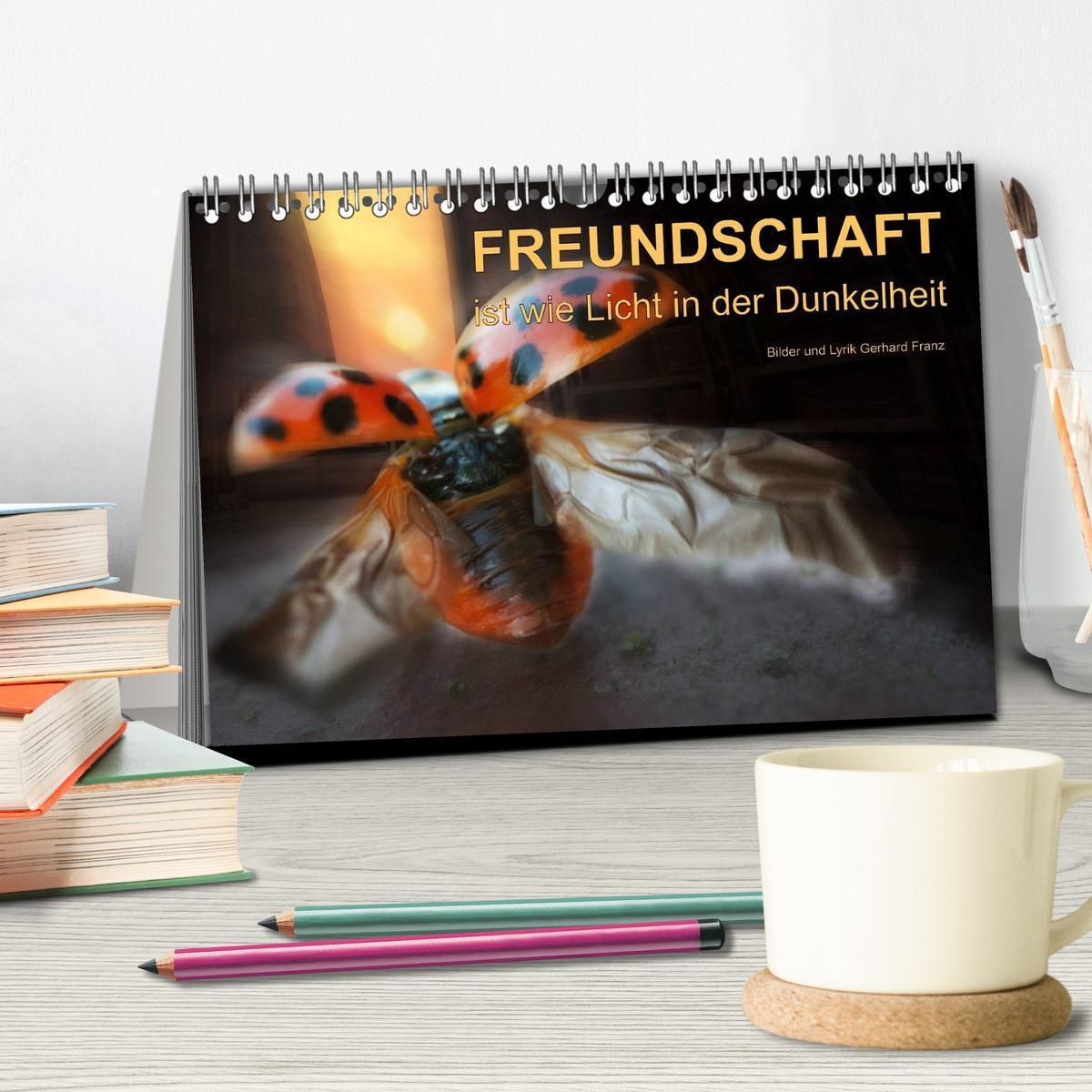 Bild: 9783435780990 | Freundschaft (Tischkalender 2025 DIN A5 quer), CALVENDO Monatskalender