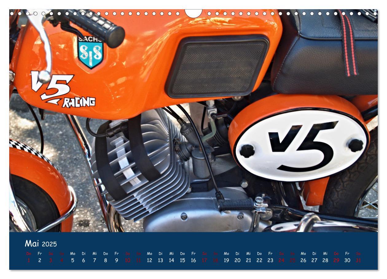 Bild: 9783435010745 | Vintage Mopeds (Wandkalender 2025 DIN A3 quer), CALVENDO...