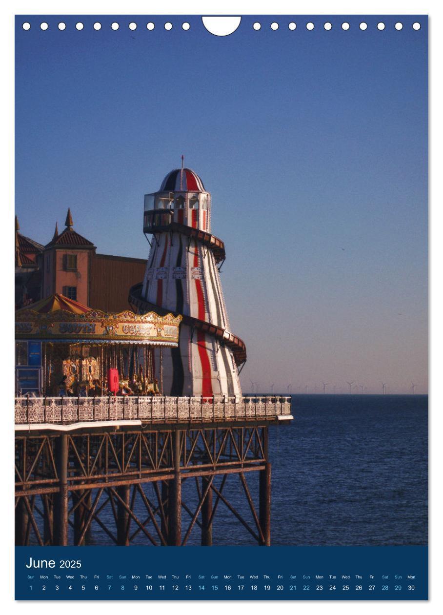 Bild: 9781325969500 | Brighton Summer Views (Wall Calendar 2025 DIN A4 portrait),...