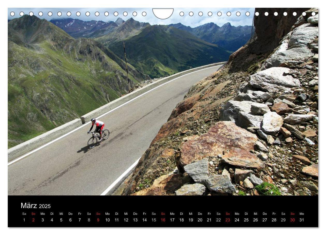 Bild: 9783435625819 | Alpenpässe auf dem Rennrad "Himmlische Serpentinen" (Wandkalender...