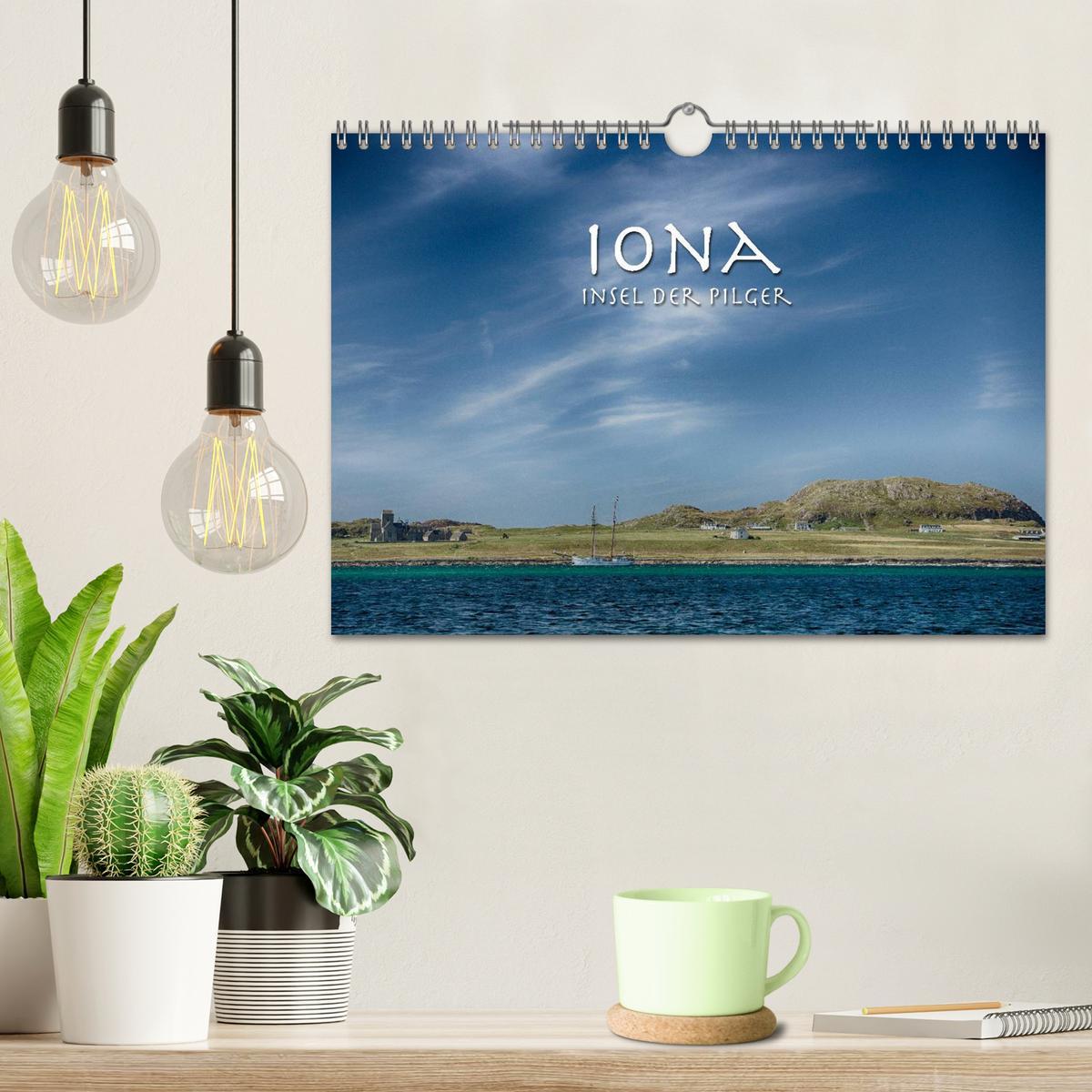 Bild: 9783435672332 | Iona. Insel der Pilger (Wandkalender 2025 DIN A4 quer), CALVENDO...