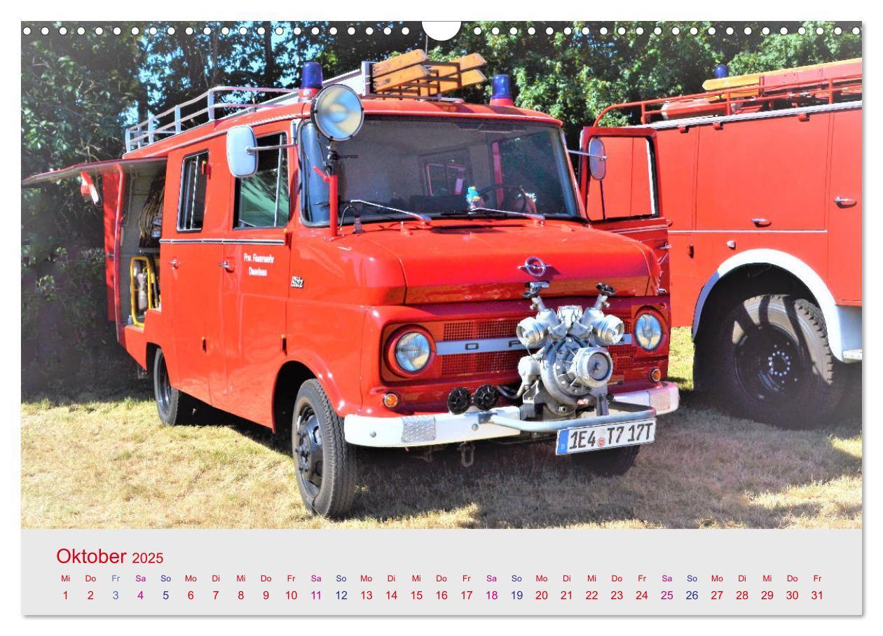 Bild: 9783435213177 | Oldtimer-FEUERWEHR (Wandkalender 2025 DIN A3 quer), CALVENDO...