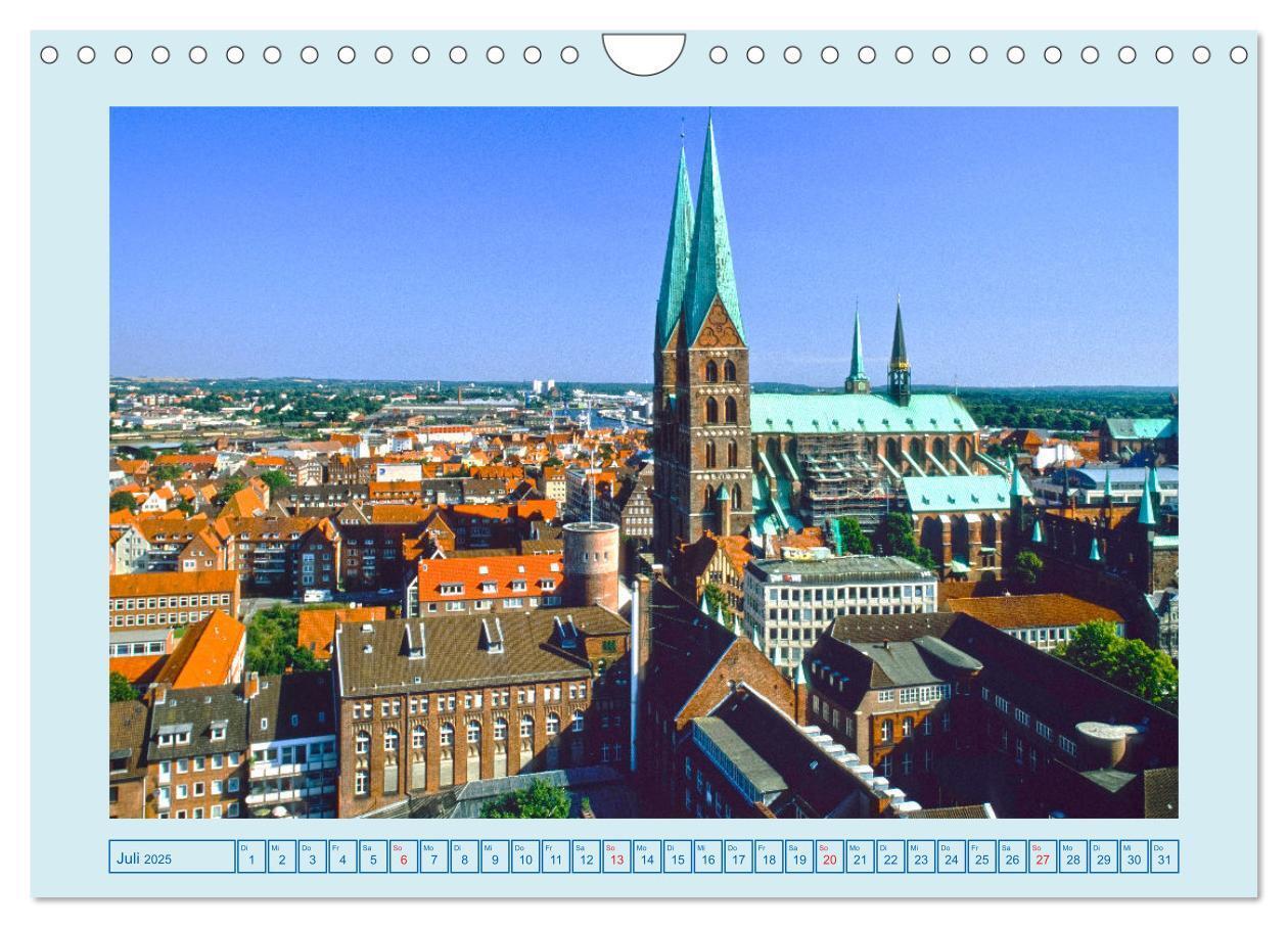 Bild: 9783435067213 | Lübeck Backsteingotik an der Trave (Wandkalender 2025 DIN A4 quer),...