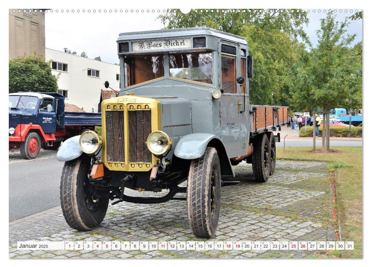 Bild: 9783383932137 | TRUCK - Oldtimer (Wandkalender 2025 DIN A2 quer), CALVENDO...