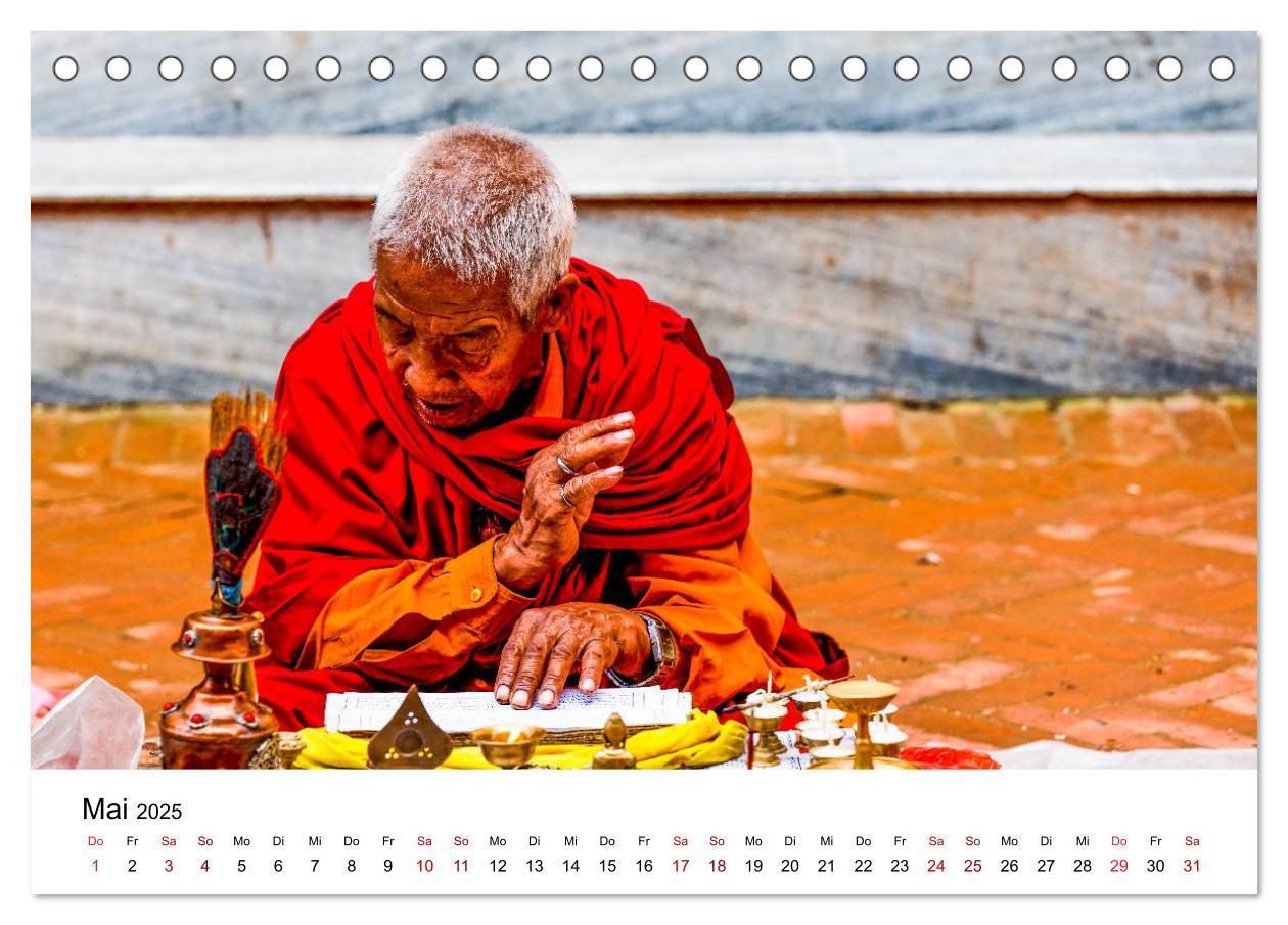 Bild: 9783435139965 | Impressionen aus Kathmandu (Tischkalender 2025 DIN A5 quer),...