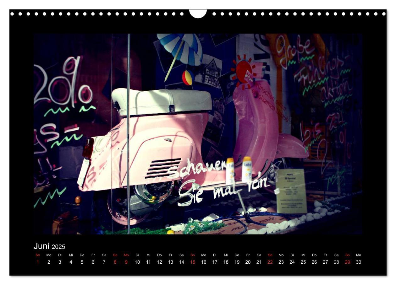 Bild: 9783435838127 | Motorroller (Wandkalender 2025 DIN A3 quer), CALVENDO Monatskalender