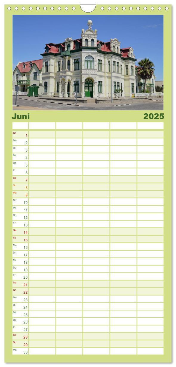 Bild: 9783457122051 | Familienplaner 2025 - Namibia mit 5 Spalten (Wandkalender, 21 x 45...