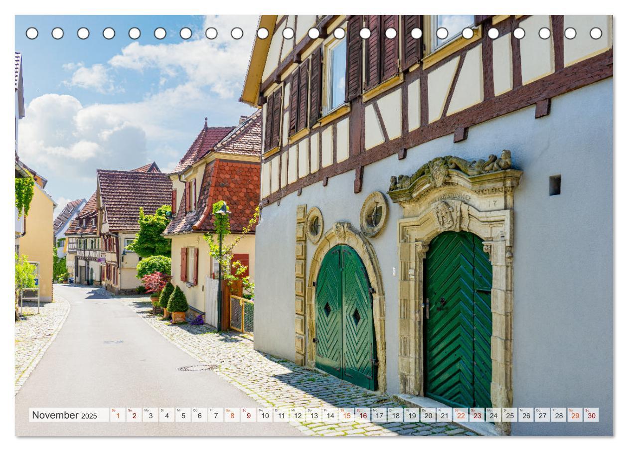 Bild: 9783435052400 | Herrenberg Impressionen (Tischkalender 2025 DIN A5 quer), CALVENDO...