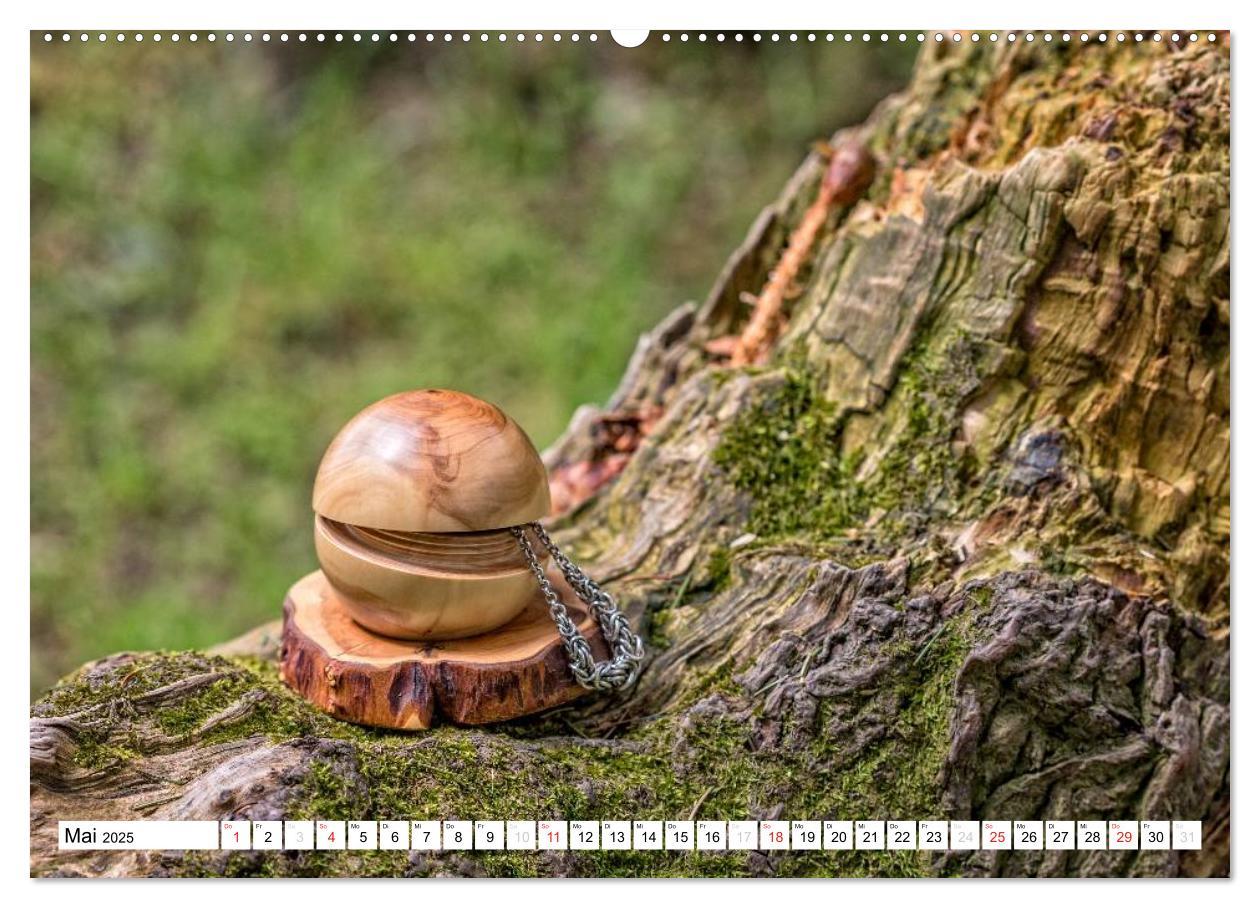 Bild: 9783435463121 | Holz enttäuscht nie (Wandkalender 2025 DIN A2 quer), CALVENDO...