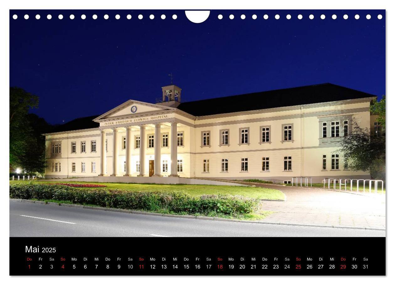 Bild: 9783435627257 | Oldenburg bei Nacht (Wandkalender 2025 DIN A4 quer), CALVENDO...