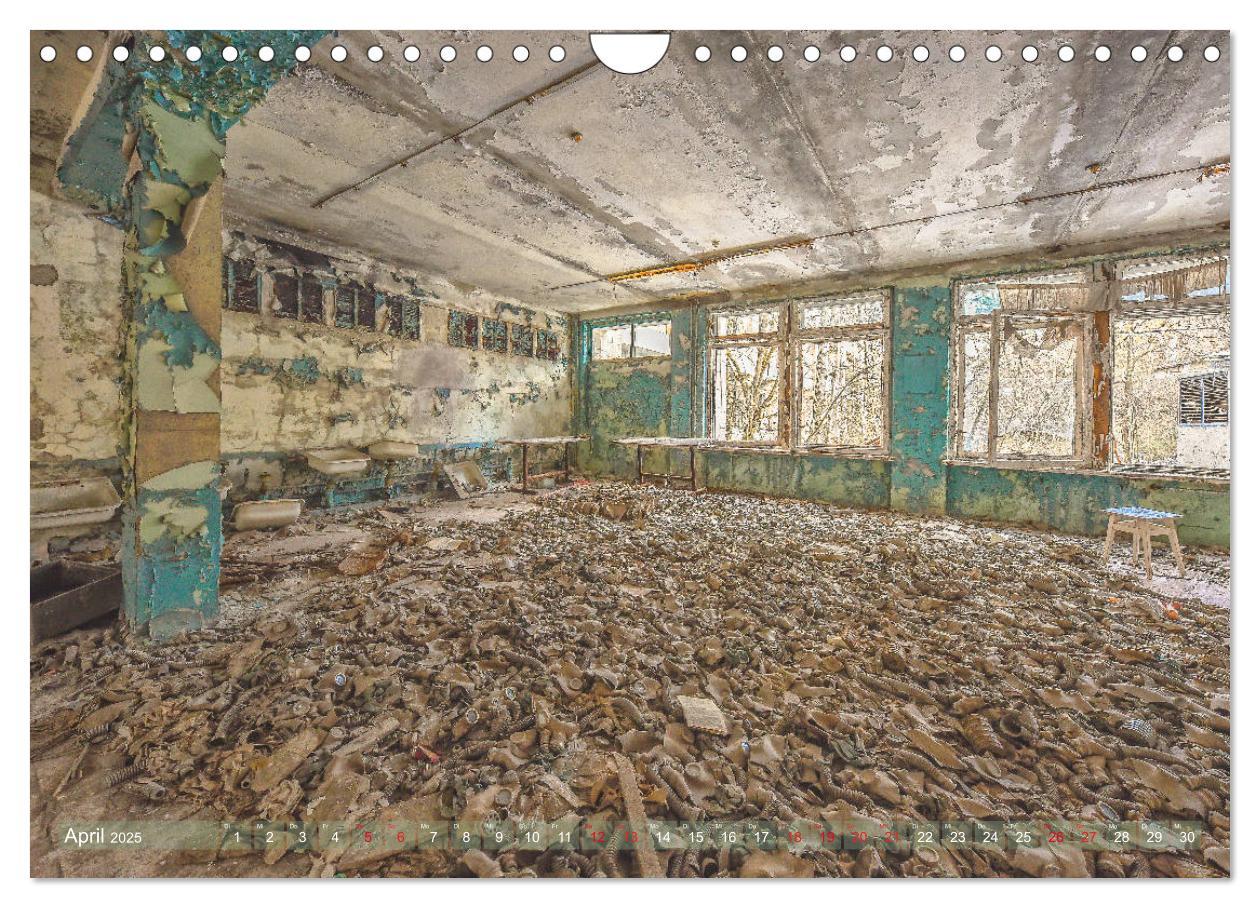 Bild: 9783435245680 | Tschernobyl - Die Sperrzone um das Atomkraftwerk (Wandkalender 2025...