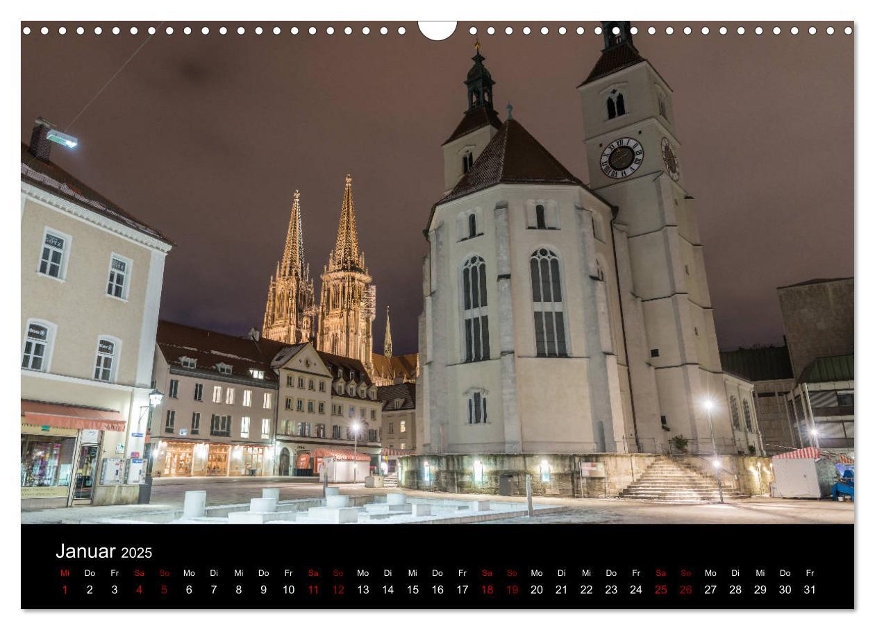 Bild: 9783435384143 | Regensburg bei Nacht (Wandkalender 2025 DIN A3 quer), CALVENDO...