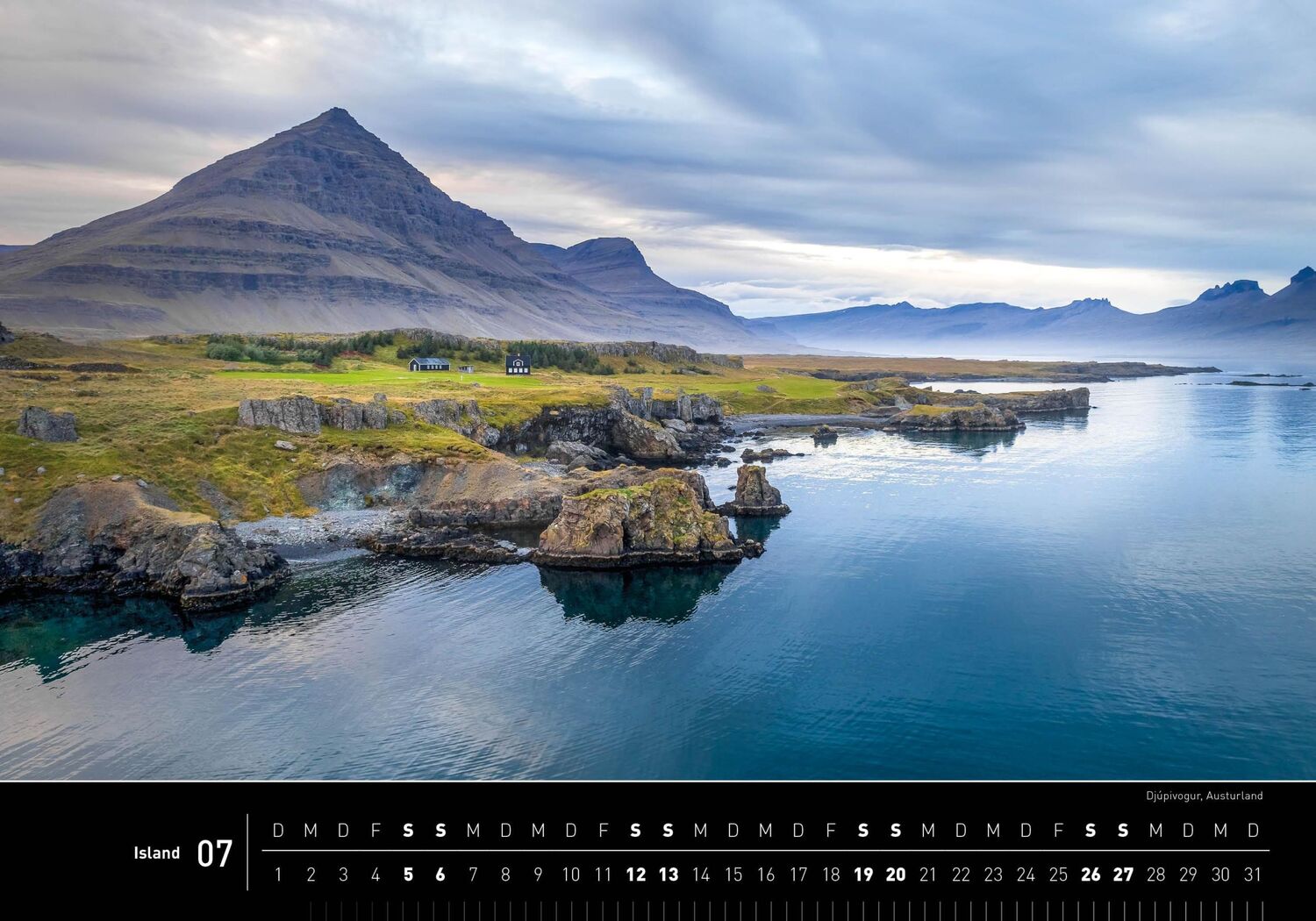 Bild: 9783968555140 | 360° Island Premiumkalender 2025 | Gerhard Zwerger-Schoner | Kalender