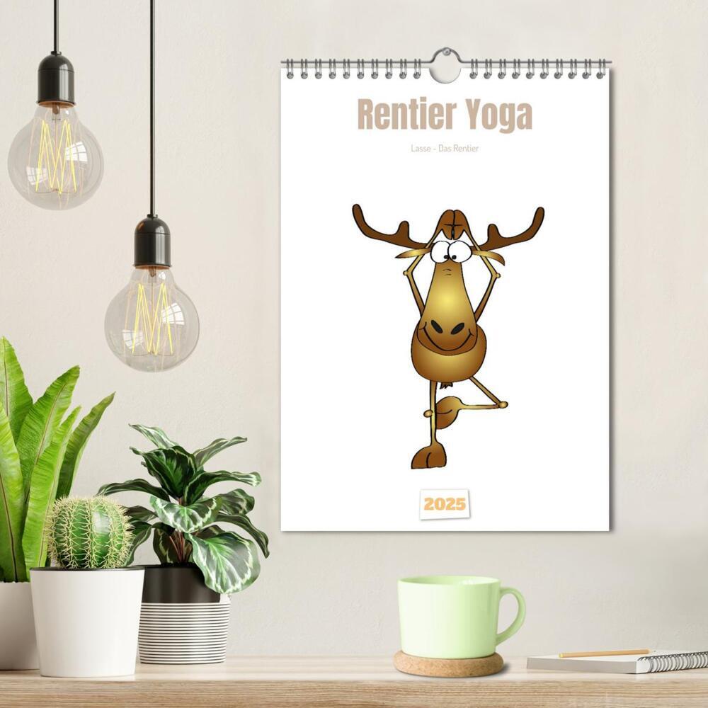 Bild: 9783435849741 | Rentier Yoga (Wandkalender 2025 DIN A4 hoch), CALVENDO Monatskalender