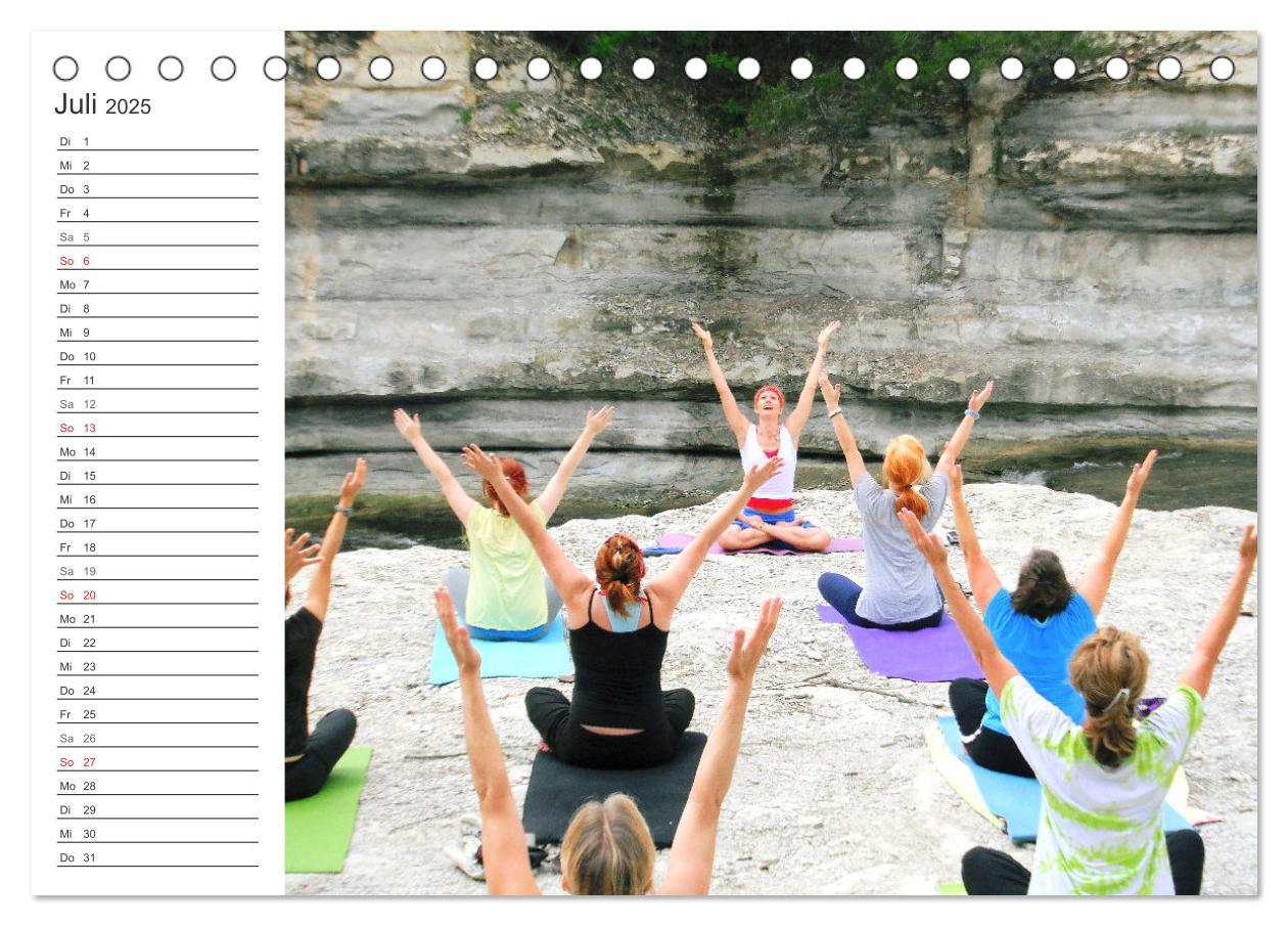 Bild: 9783435025220 | Yoga-Übungen. Geschmeidig werden und bleiben! (Tischkalender 2025...