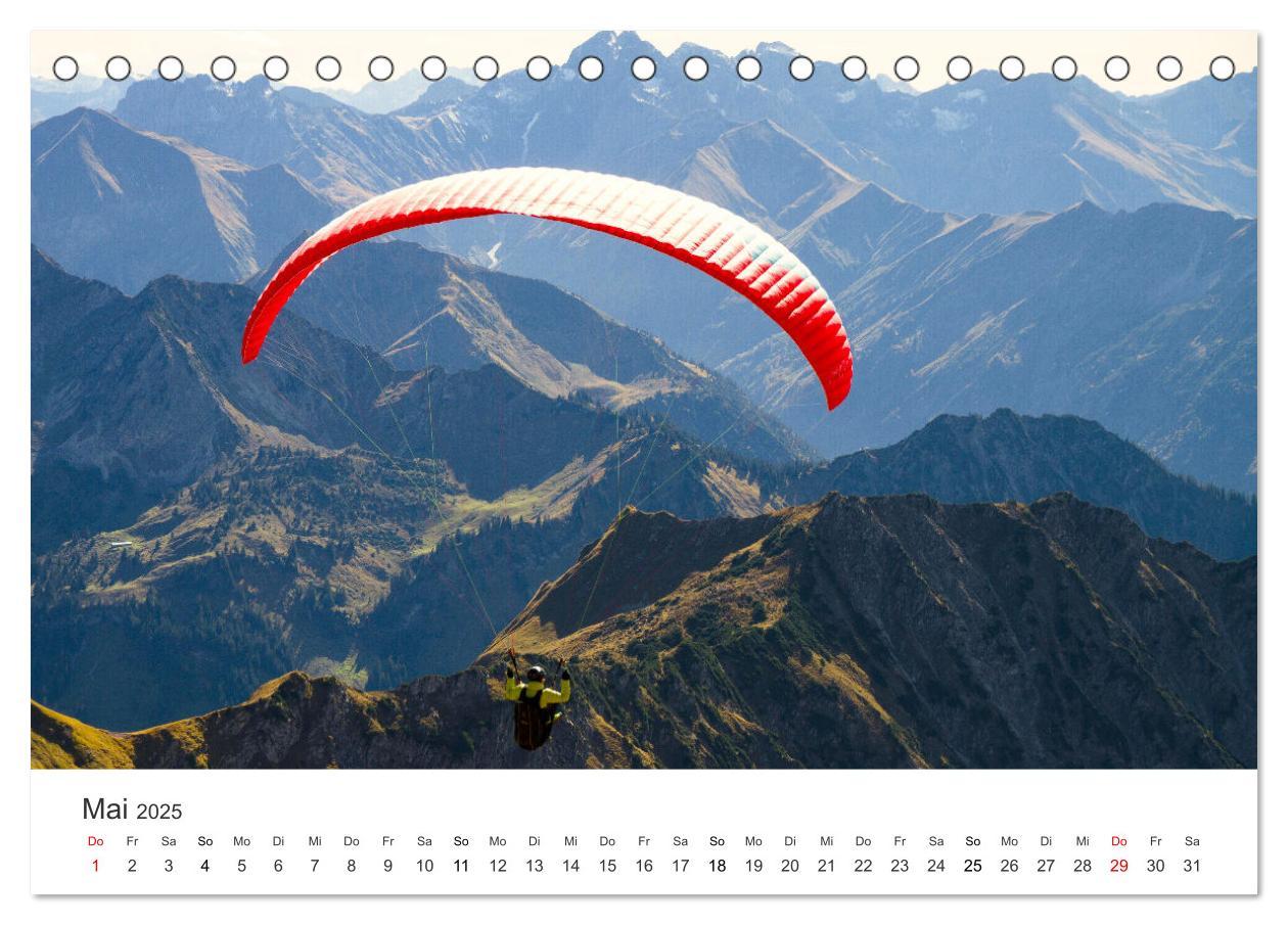 Bild: 9783383957178 | Paragleiten - Der Wunsch vom Fliegen. (Tischkalender 2025 DIN A5...