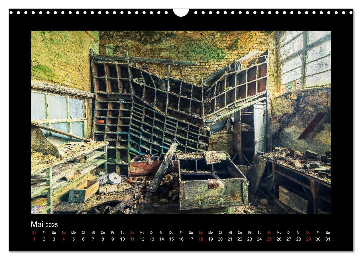 Bild: 9783435238408 | Die Schönheit des Verfalls - Lost Places (Wandkalender 2025 DIN A3...