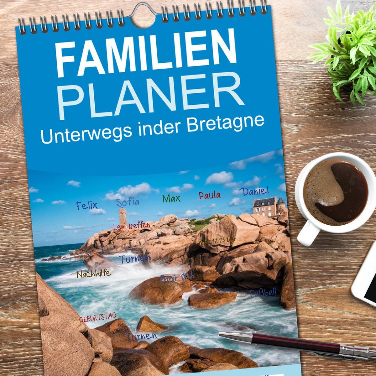 Bild: 9783457104408 | Familienplaner 2025 - Unterwegs in der Bretagne mit 5 Spalten...