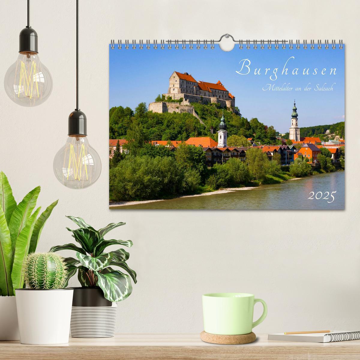 Bild: 9783435057368 | Burghausen - Mittelalter an der Salzach (Wandkalender 2025 DIN A4...