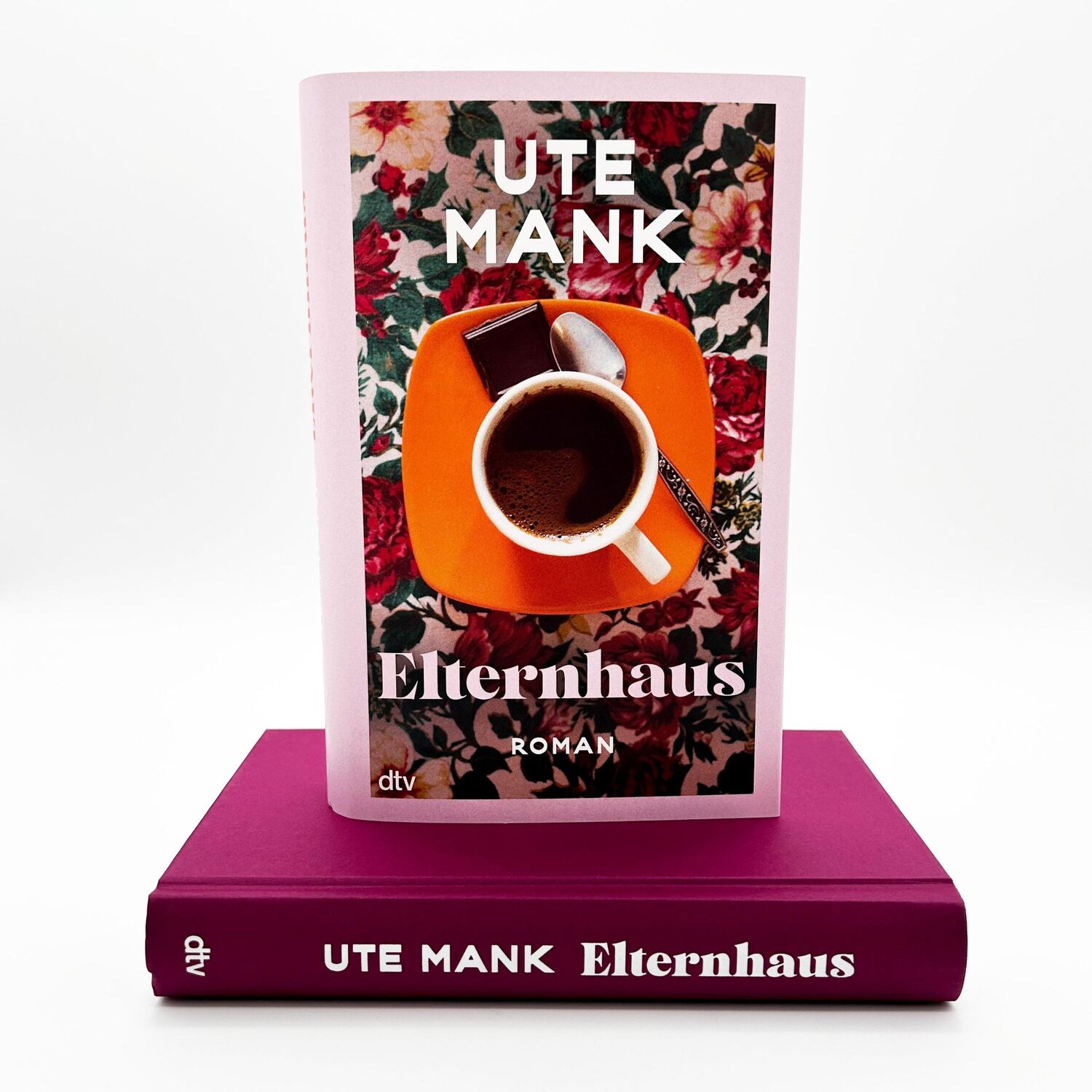 Bild: 9783423283502 | Elternhaus | Ute Mank | Buch | 304 S. | Deutsch | 2023