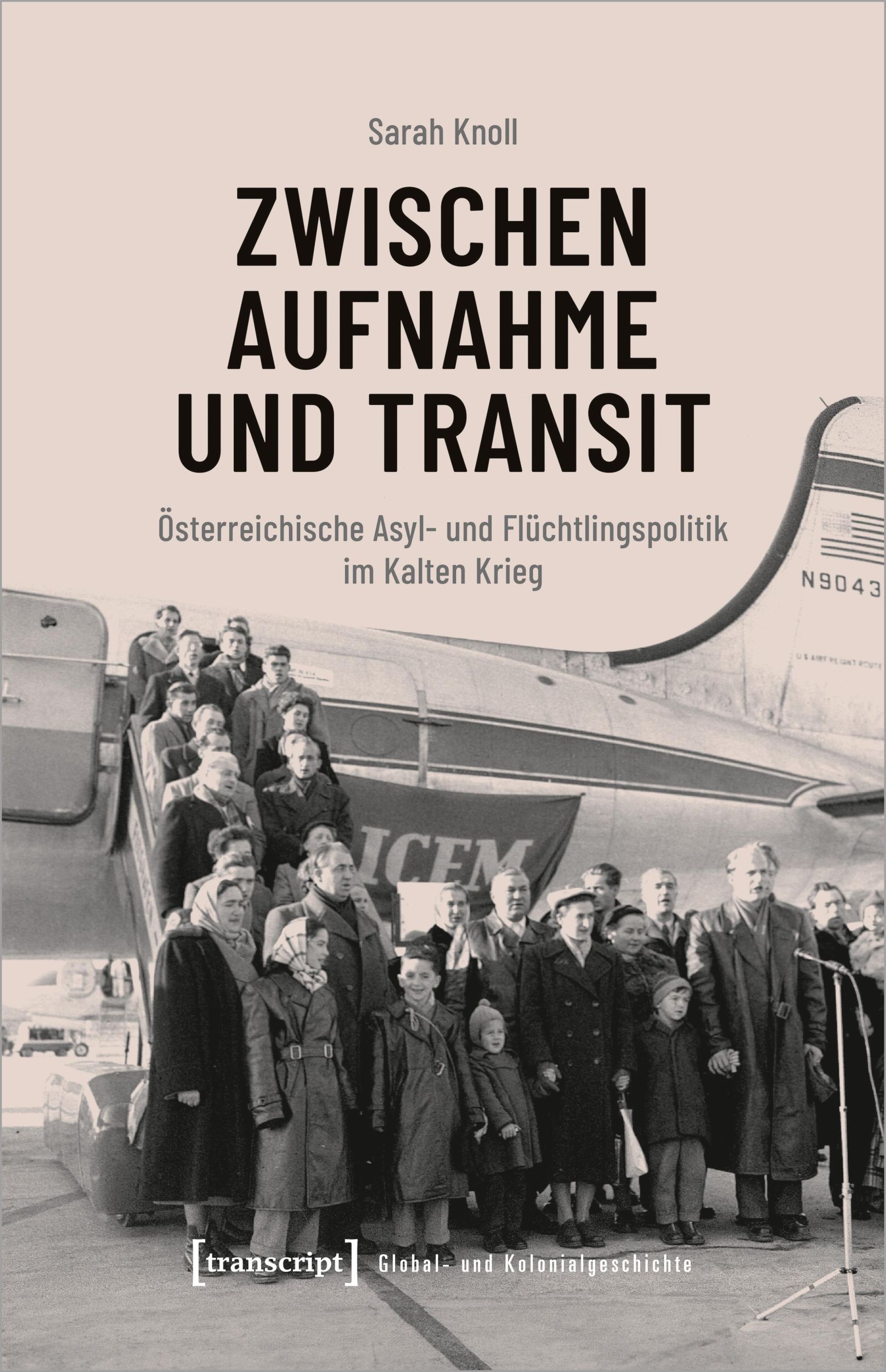 Cover: 9783837668377 | Zwischen Aufnahme und Transit | Sarah Knoll | Taschenbuch | 330 S.