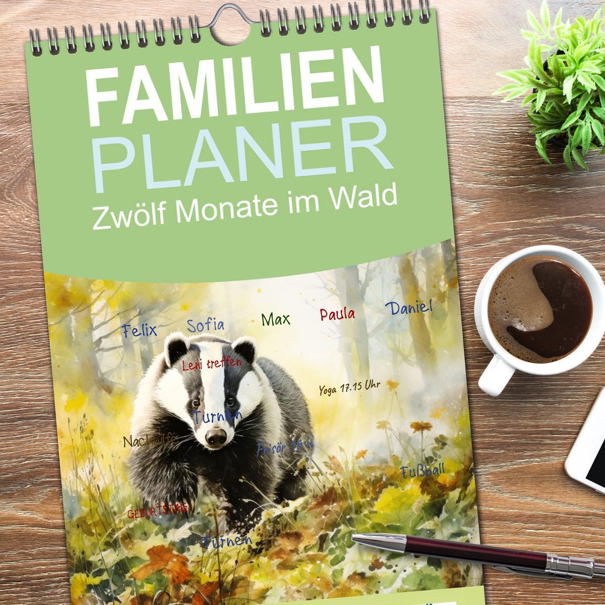 Bild: 9783457135457 | Familienplaner 2025 - Zwölf Monate im Wald mit 5 Spalten...