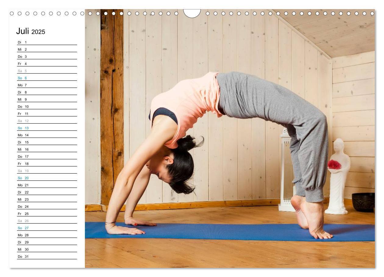 Bild: 9783435561445 | Yoga - ganz einfach zuhause (Wandkalender 2025 DIN A3 quer),...