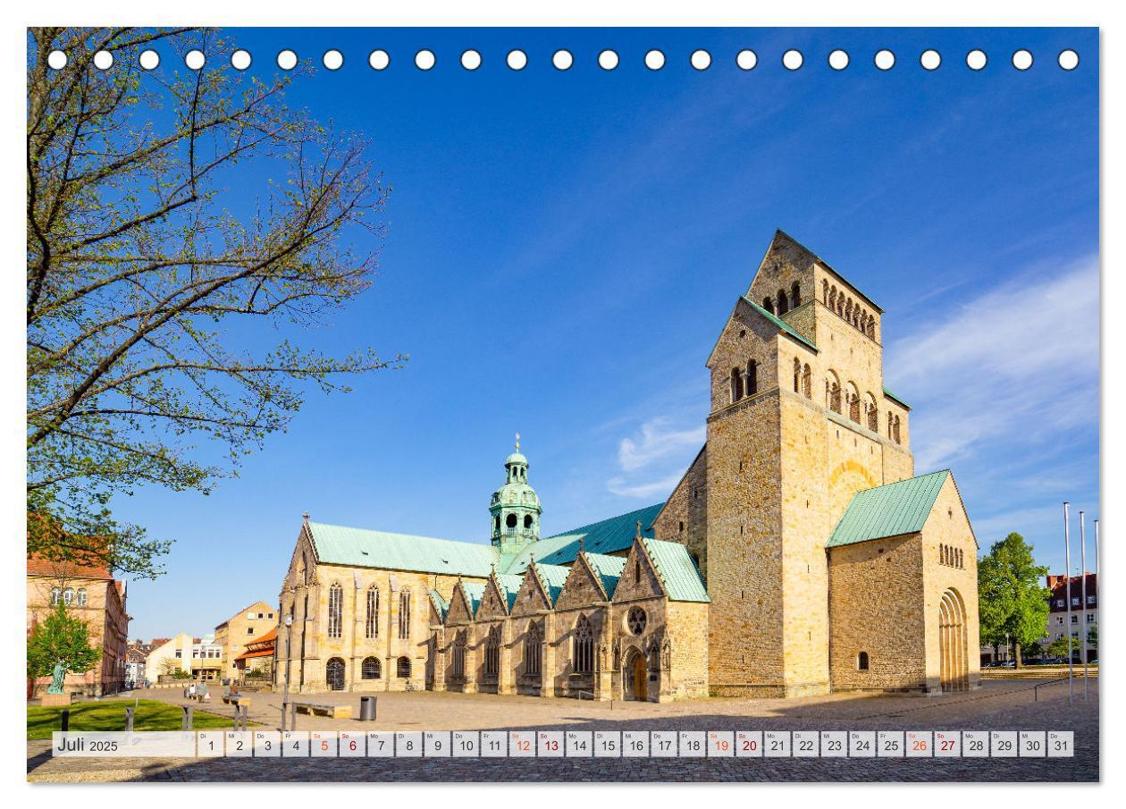 Bild: 9783435052462 | Hildesheim Impressionen (Tischkalender 2025 DIN A5 quer), CALVENDO...