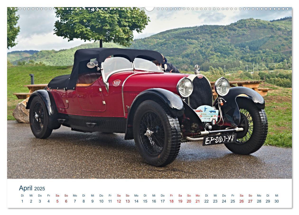 Bild: 9783383912993 | Bugatti Traumautos (Wandkalender 2025 DIN A2 quer), CALVENDO...