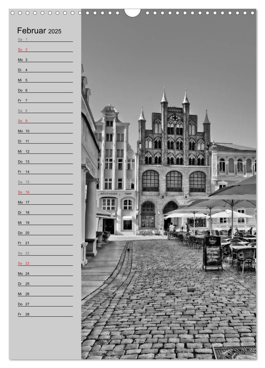 Bild: 9783457029022 | Stralsund. Ein Hauch längst vergangener Zeiten (Wandkalender 2025...