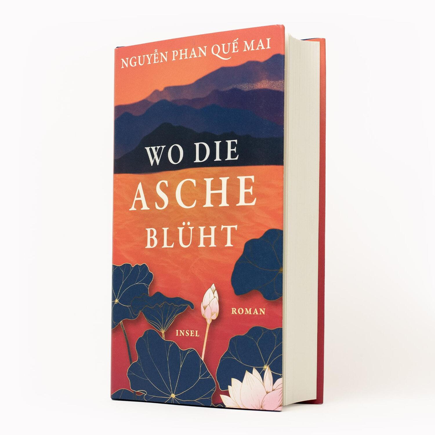 Bild: 9783458644217 | Wo die Asche blüht | Nguyen Phan Que Mai | Buch | 443 S. | Deutsch