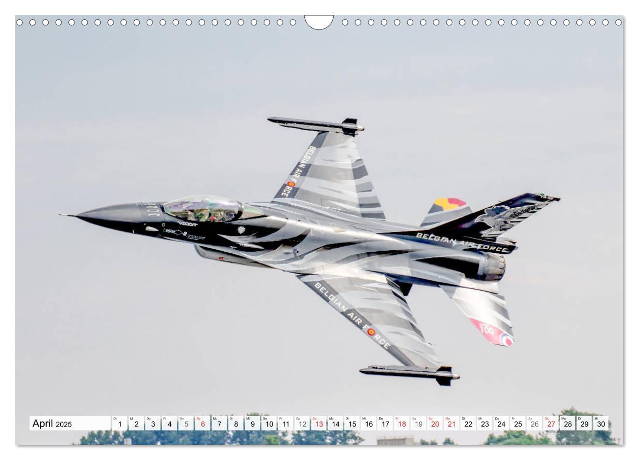 Bild: 9783435296903 | Militärjets am Boden und in der Luft (Wandkalender 2025 DIN A3...