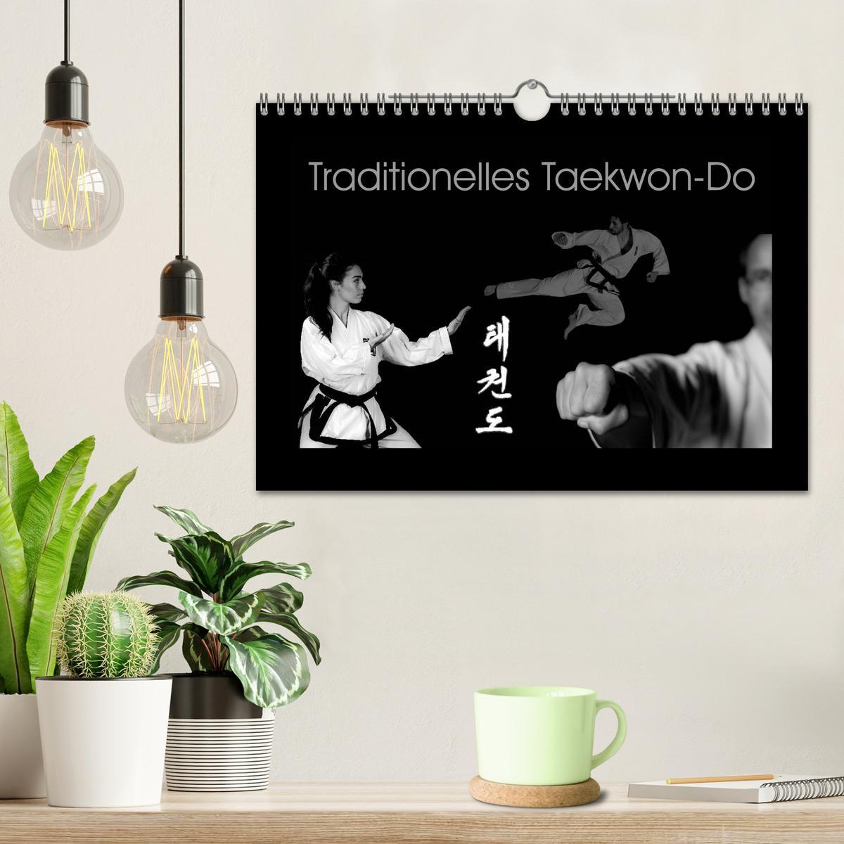 Bild: 9783435419111 | Traditionelles Taekwon-Do (Wandkalender 2025 DIN A4 quer), CALVENDO...