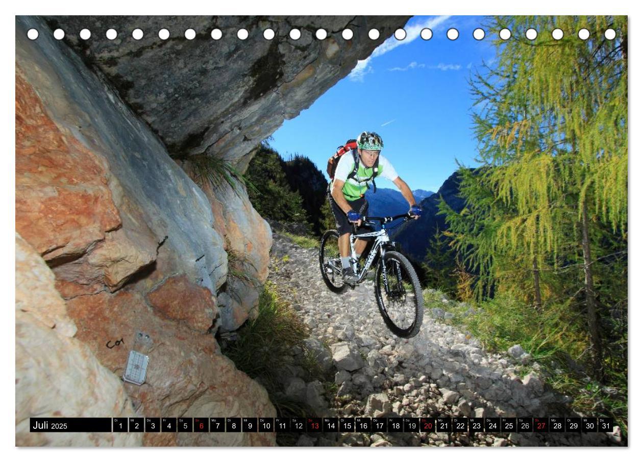 Bild: 9783435822225 | Mountainbike Spirit 2025 (Tischkalender 2025 DIN A5 quer), CALVENDO...