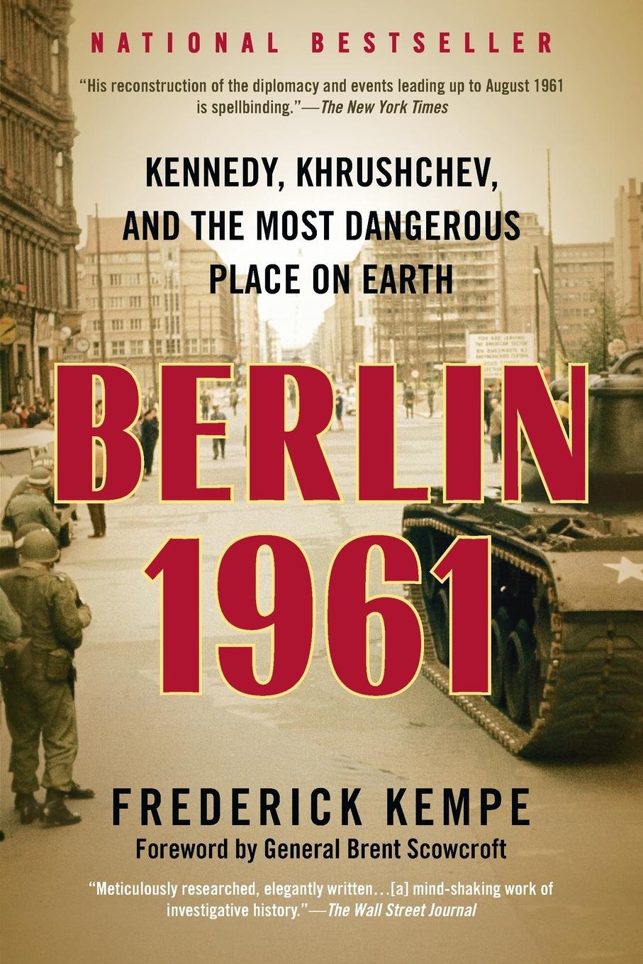 Cover: 9780425245941 | Berlin 1961 | Frederick Kempe | Taschenbuch | XXIII | Englisch | 2012