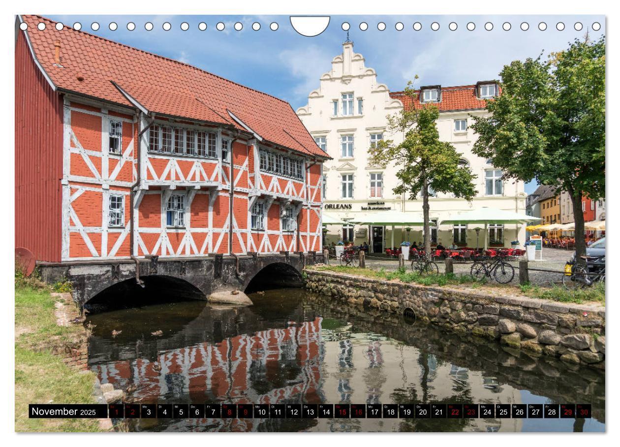 Bild: 9783435411191 | Hansestadt Wismar (Wandkalender 2025 DIN A4 quer), CALVENDO...