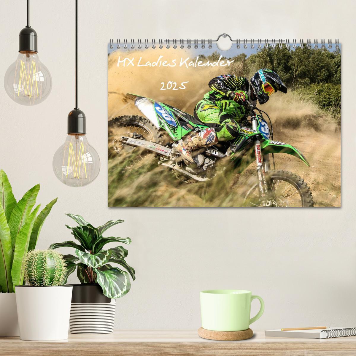 Bild: 9783435433971 | MX Ladies Kalender 2025 (Wandkalender 2025 DIN A4 quer), CALVENDO...