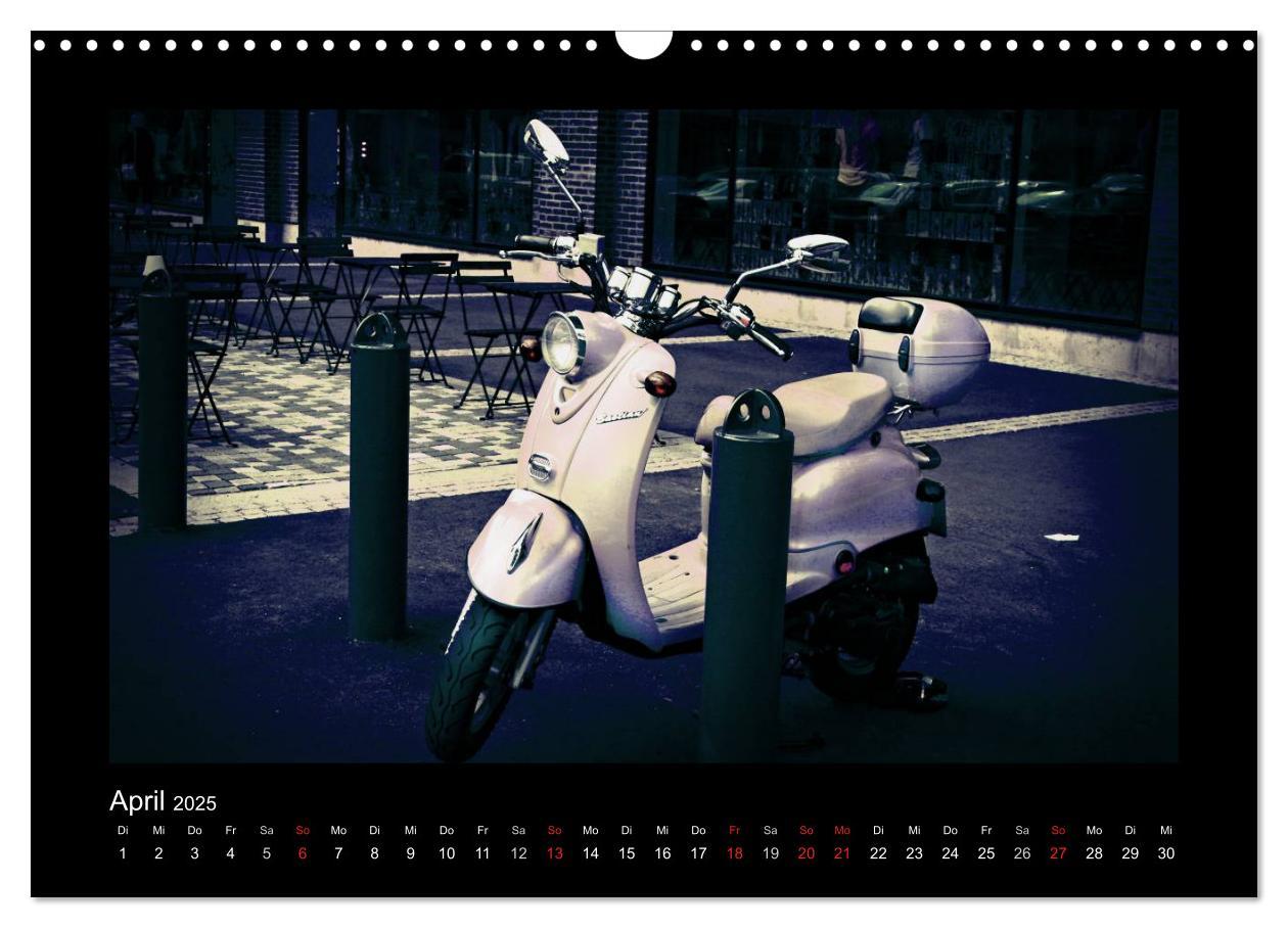 Bild: 9783435838127 | Motorroller (Wandkalender 2025 DIN A3 quer), CALVENDO Monatskalender