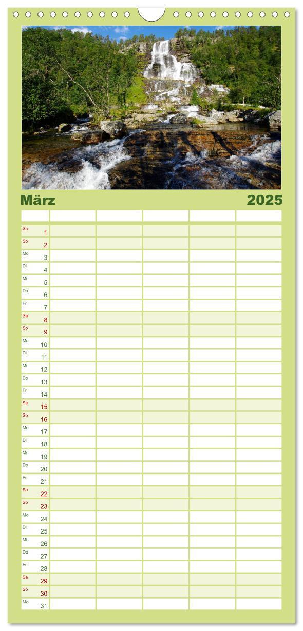 Bild: 9783457122525 | Familienplaner 2025 - Norwegen PUR mit 5 Spalten (Wandkalender, 21...