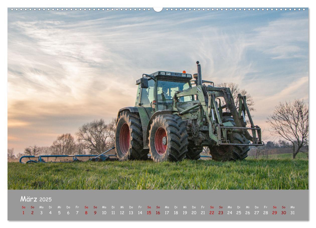 Bild: 9783435083701 | Landtechnik im Einsatz (hochwertiger Premium Wandkalender 2025 DIN...