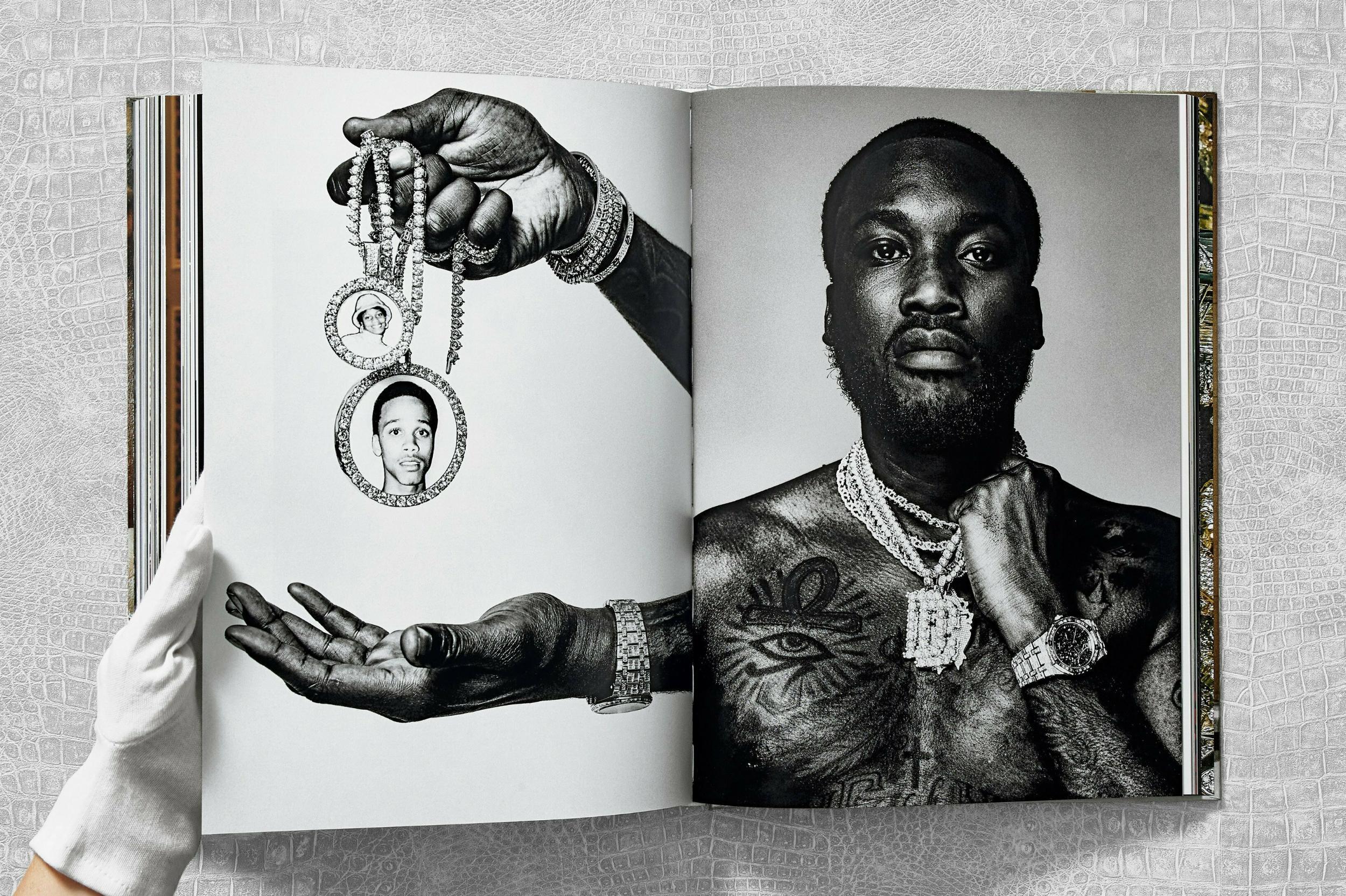 Bild: 9783836584975 | Ice Cold. A Hip-Hop Jewelry History | Vikki Tobak | Buch | 388 S.