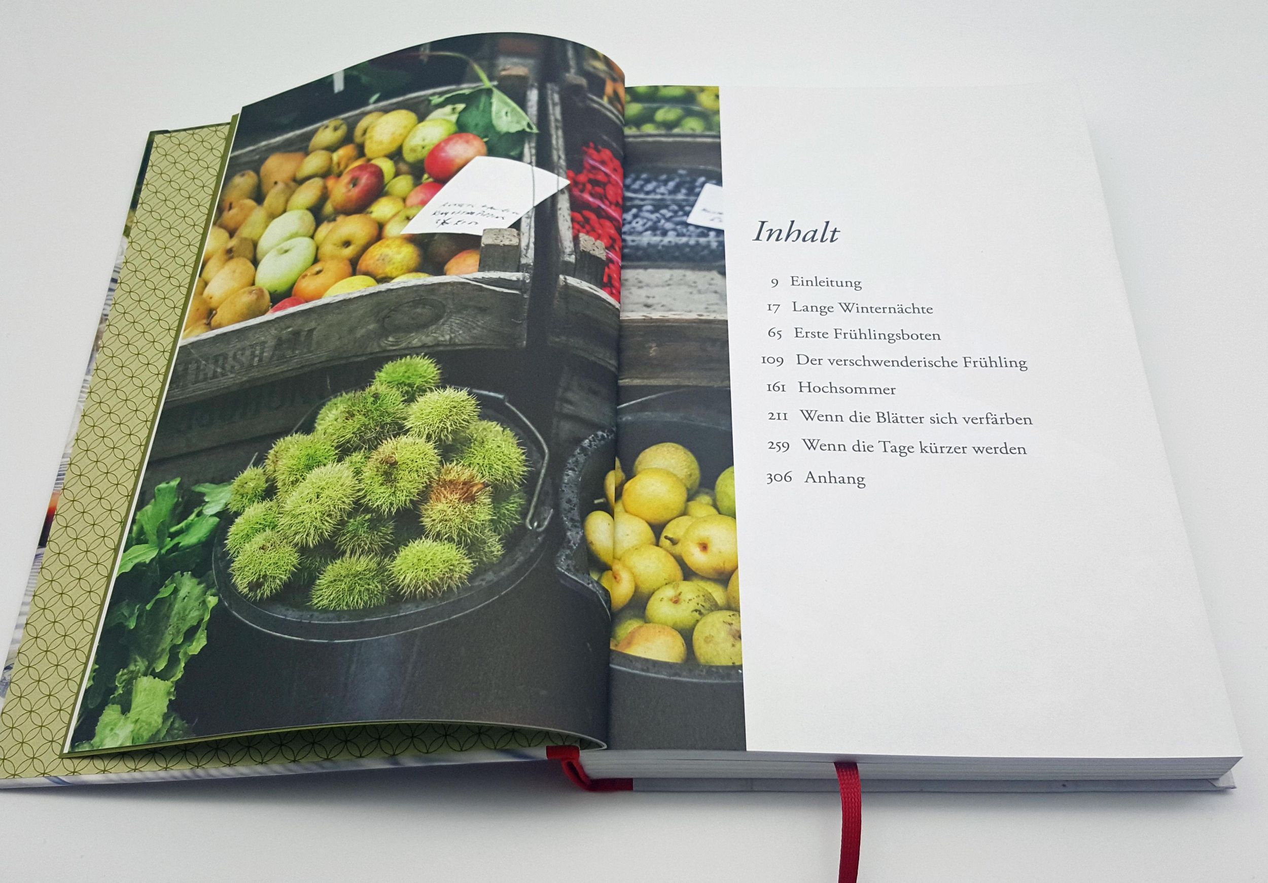 Bild: 9783336548095 | Mit dem LITTLE LIBRARY COOKBOOK durchs Jahr | Kate Young | Buch | 2019