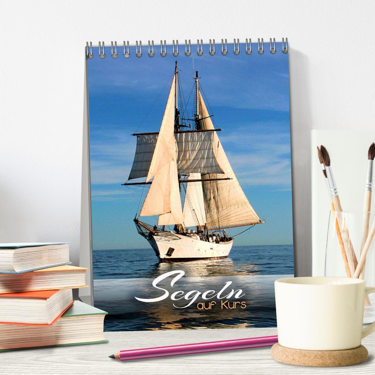 Bild: 9783435894475 | Segeln - auf Kurs (Tischkalender 2025 DIN A5 hoch), CALVENDO...