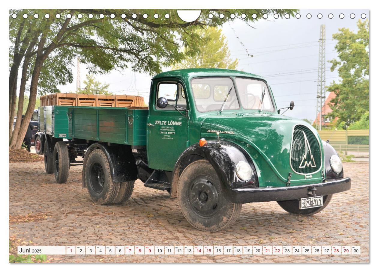 Bild: 9783383932656 | TRUCK - Oldtimer (Wandkalender 2025 DIN A4 quer), CALVENDO...