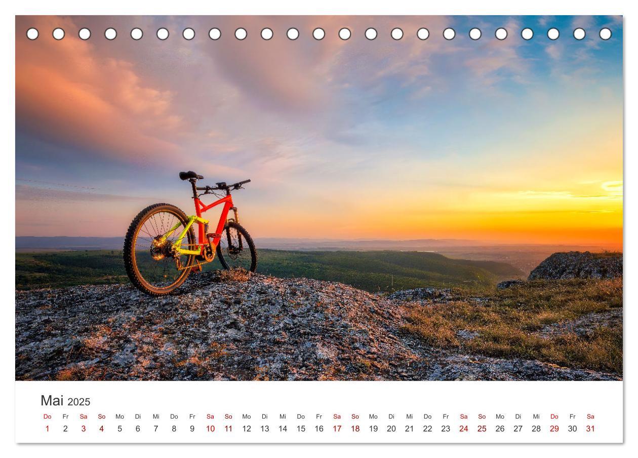 Bild: 9783383875489 | Radtouren - Weil Fahrrad fahren das schönste ist. (Tischkalender...