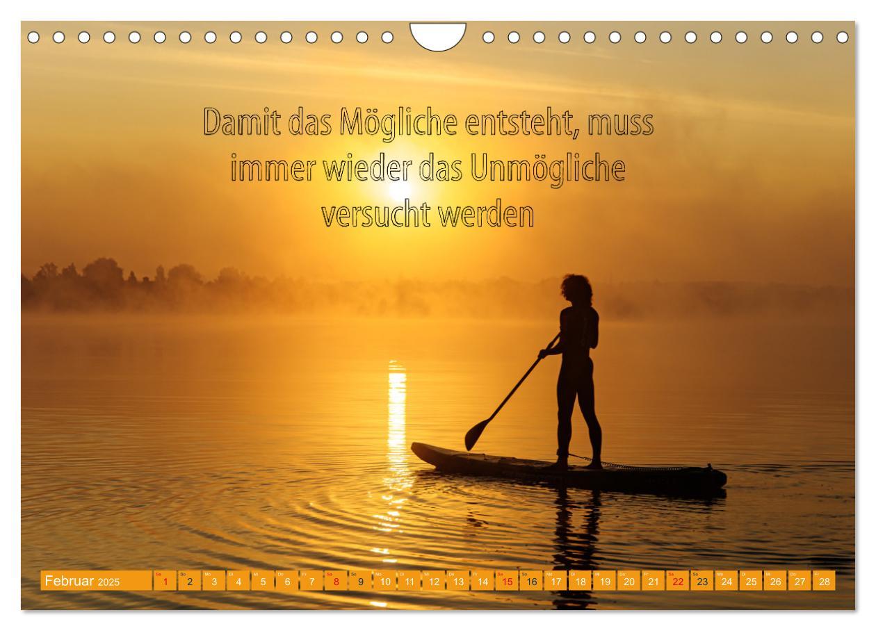 Bild: 9783383867514 | Schwimmen und SUP Begleitet mit coolen Sprüchen (Wandkalender 2025...