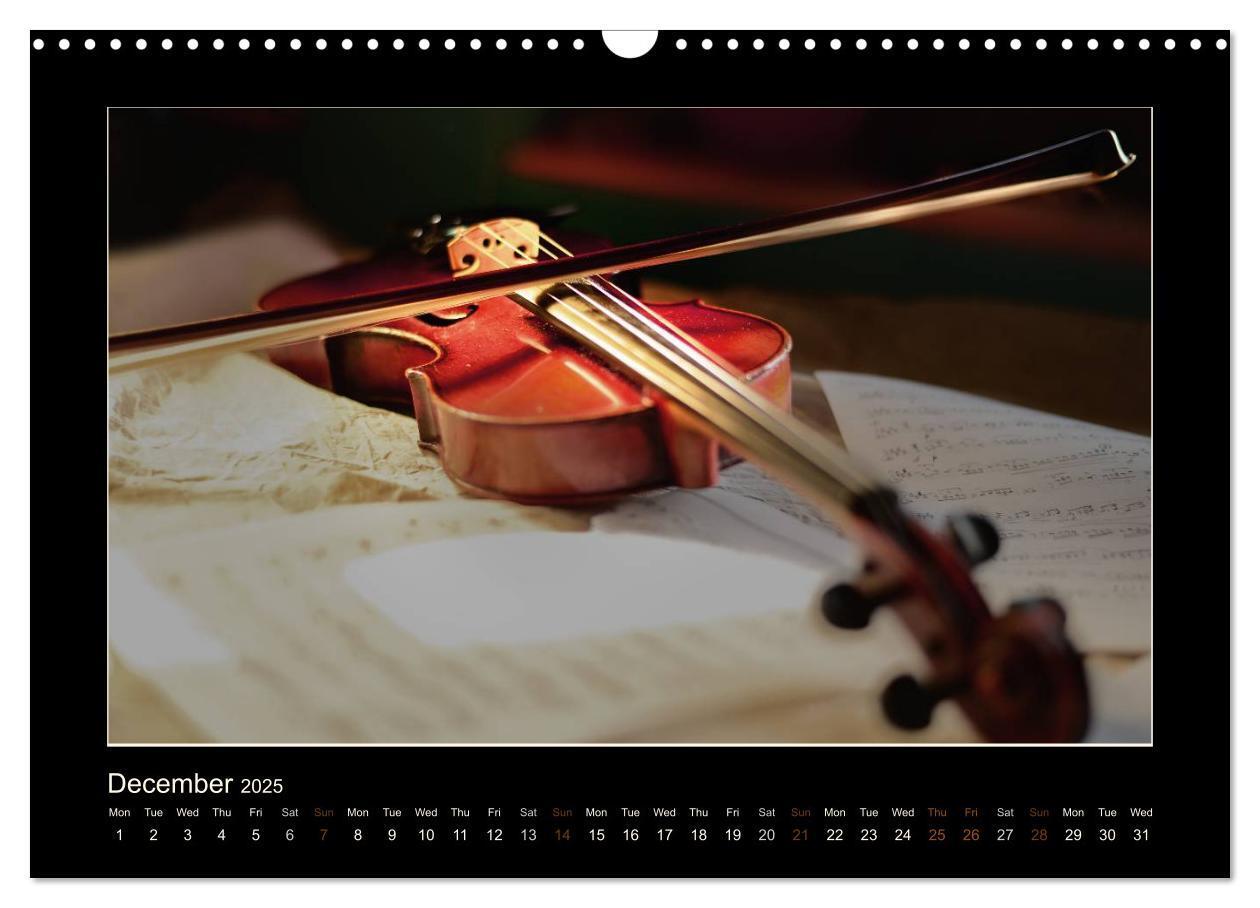 Bild: 9781325963935 | A violin only (Wall Calendar 2025 DIN A3 landscape), CALVENDO 12...