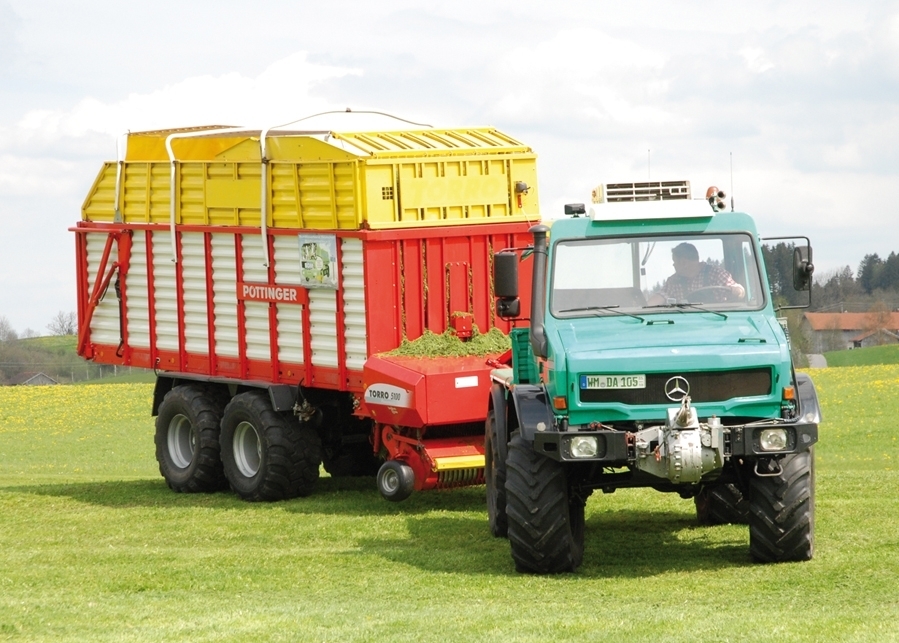 Bild: 9783861338666 | Jahrbuch Unimog & MB-trac 2018 | Buch | 2017 | Podszun